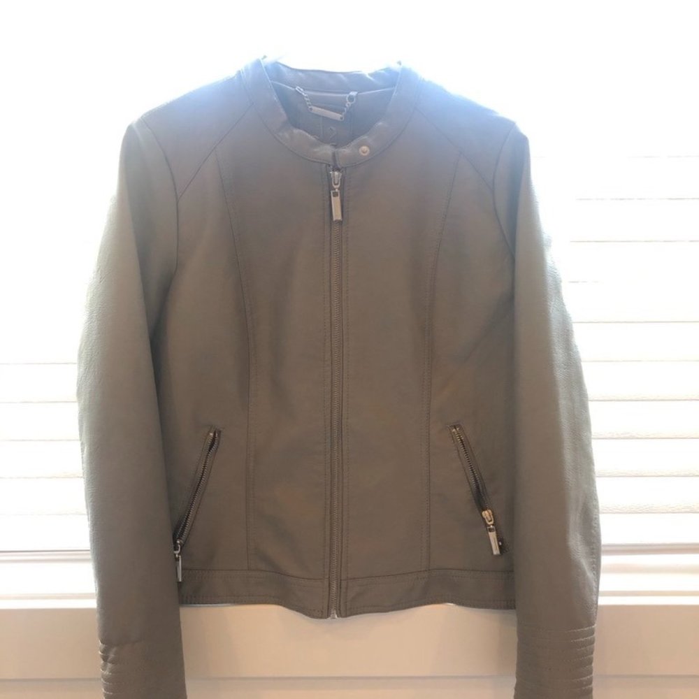 NEW Gray J2 JrsXL Faux-Leather Jacket